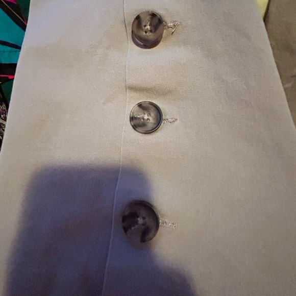 Isaac Mizrahi Live Capri Pants - Picture 6 of 14